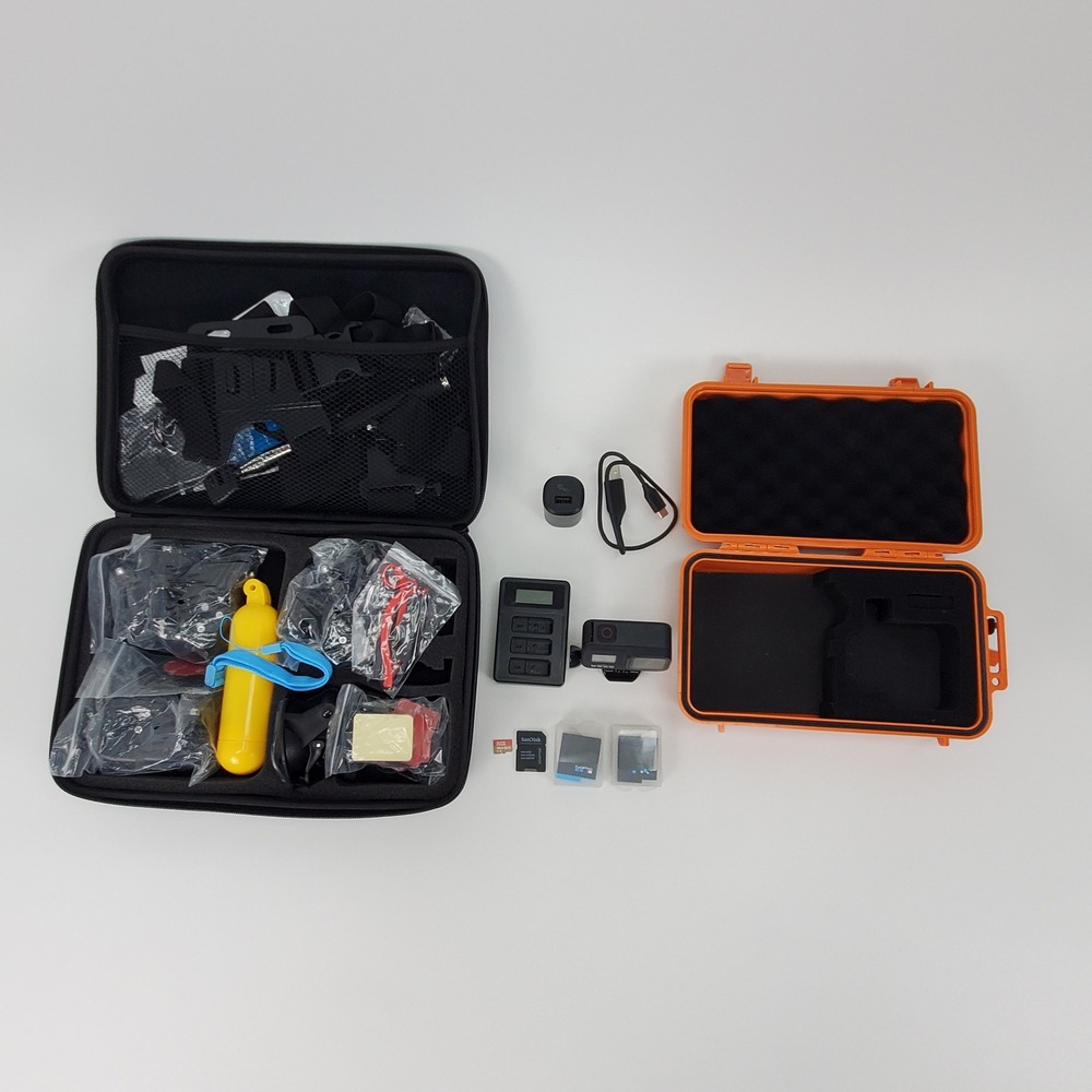 GoPro HERO8 Black 4K Action Camera Bundle SanDisk 128GB Smatree Case Accessories